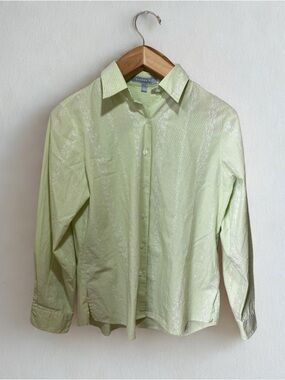 Foxcroft Women's Pastel Green Embroidered Pinpoint Striped Button Down Size M